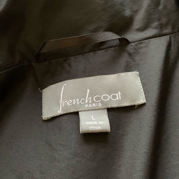 Woman’s Frenchcoat Paris rain jacket - Picture 2 of 5